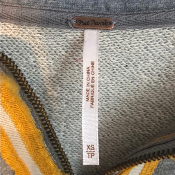 Free People crop sweatshirt - Picture 3 of 3